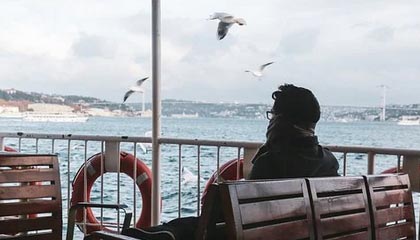 红箭三侠发威！19年英超，菲米马内双响，利物浦4-2战胜伯恩利